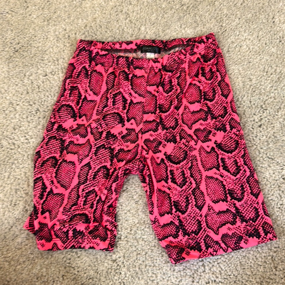 JOAHLOVE snakeskin shorts size 8 kids